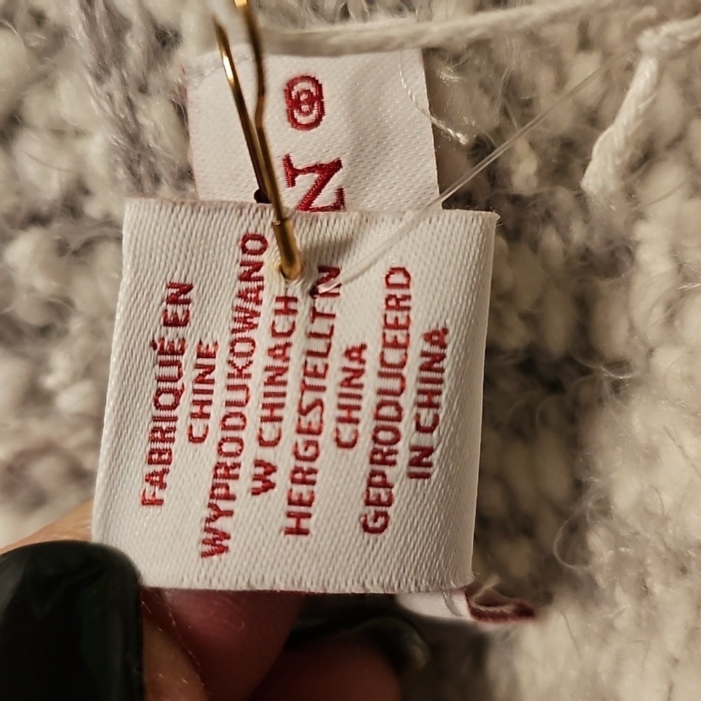 Yet Again womans crew neck sweater xl new with tag - Picture 4 of 8